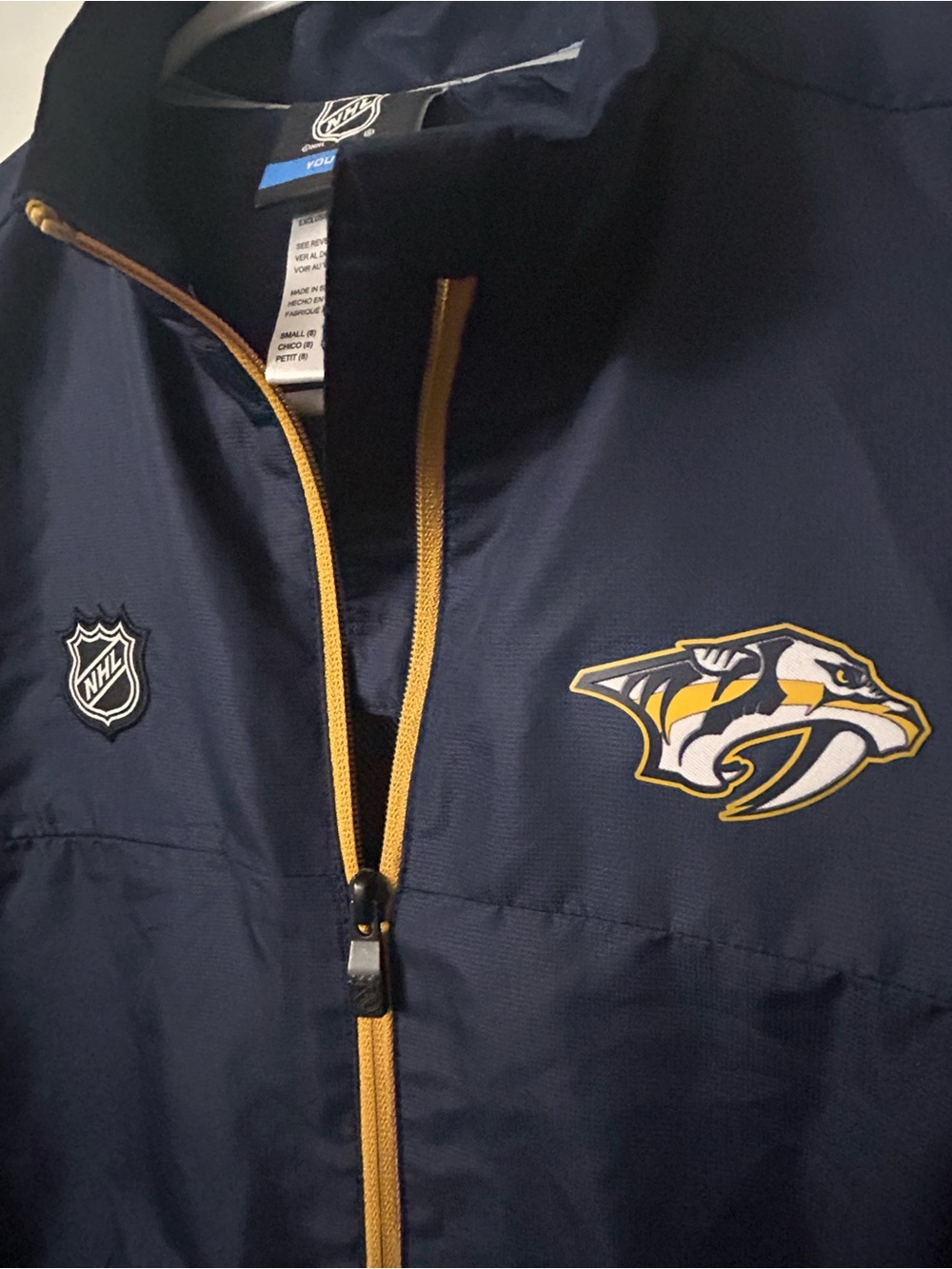Nashville Predators Youth Jacket NHL Full Zip Lightweight Windbreaker - Picture 5 of 7